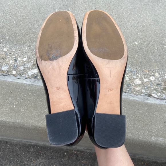 TORY BURCH GIGI FLATS BLACK PATENT LEATHER SHOES LOAFERS SZ 7 - Picture 11 of 16